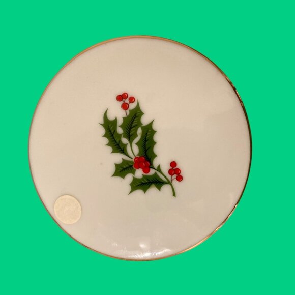 Vintage Christmas Holly And Berry Candle In Porcelain Jar Trinket Box - Picture 6 of 7